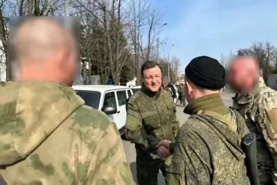 Губернатор Дмитрий Азаров поздравил жителей Самарской области с Днем защитника Отечества
