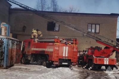 В Новокуйбышевске почти три дня тушили крупный пожар на складе