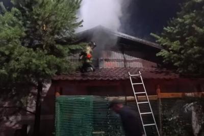В Самарской области загорелась баня на базе отдыха