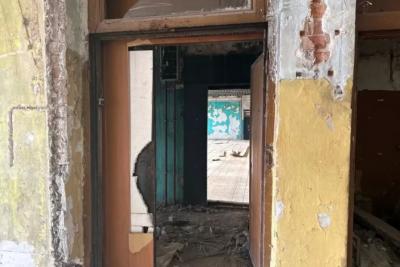 Эксперт рассказал о рисках посещения заброшенных зданий