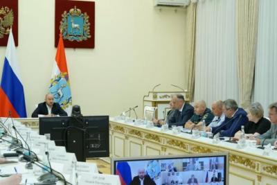 Эпидобстановка, итоги летней оздоровительной кампании, обращения граждан - главные темы оперативного совещания в Правительстве региона