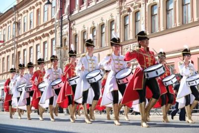 В Самаре Всероссийский фестиваль «На сопках Маньчжурии» открылся парадом духовых оркестров