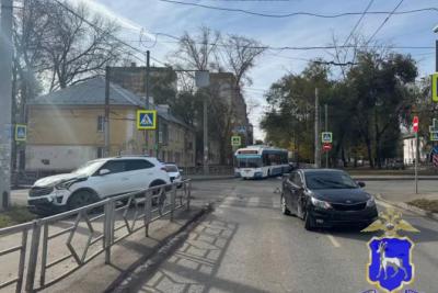 В Самаре 15 октября при столкновении легковушек пострадал мужчина