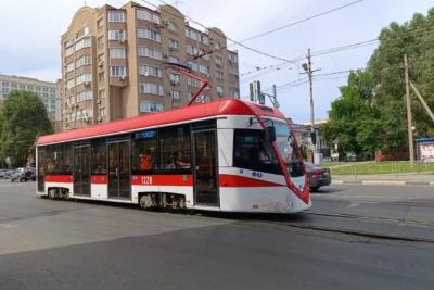В Самаре вечером 17 октября встали трамваи из-за пассажира