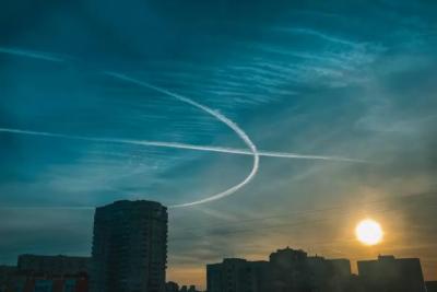 2 ноября на восточном краю Солнца произошла вспышка средней силы