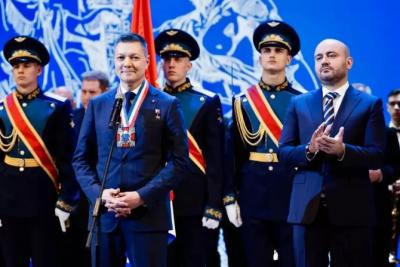 В День народного единства Вячеслав Федорищев вручил награды за вклад в развитие региона