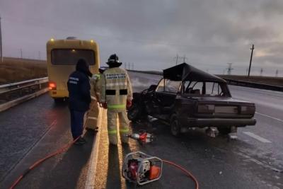 В Сергиевском районе в столкновении с микроавтобусом погиб водитель легковушки