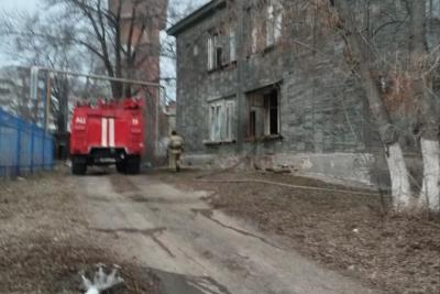 Днем 11 декабря в Кинеле вспыхнула заброшка