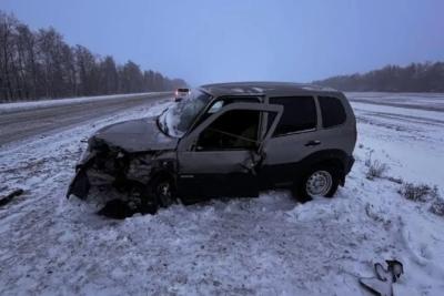 4 человека в больнице: стали известны подробности аварии на трассе в Самарской области 13 декабря
