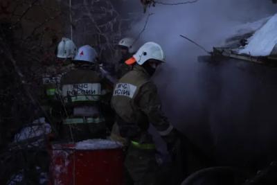 В Красноглинском районе Самары 19 января загорелись 3 частных дома