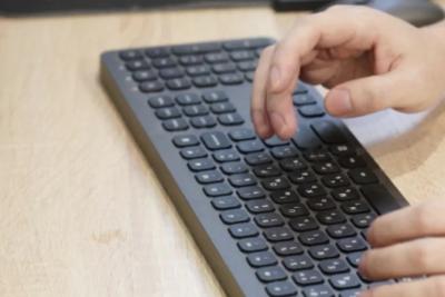 ВЦИОМ: россияне стали привыкать к покупкам в одно касание