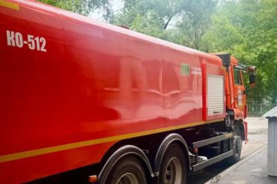 100 &laquo;квадратов&raquo; огня: в Железнодорожном районе Самары тушили заброшенное здание