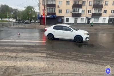 В Самаре мужчина на &laquo;Рено&raquo; сбил 88-летнюю женщину на светофоре