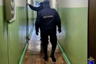 В Самаре женщина присвоила себе чужую банковскую карту после знакомства в баре