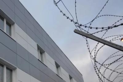 В Самарской области рядом с колонией задержали двоих мужчин со смартфонами и подозрительным пакетом
