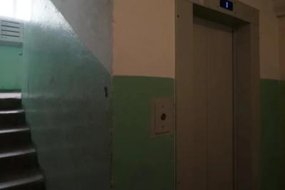 В Сызрани стартовала замена лифтов