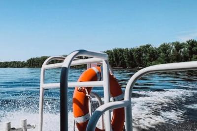 Стали известны подробности столкновения катера и лодки в Красноглинском районе
