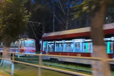В Самаре на Ново-Садовой встали трамваи вечером 12 августа