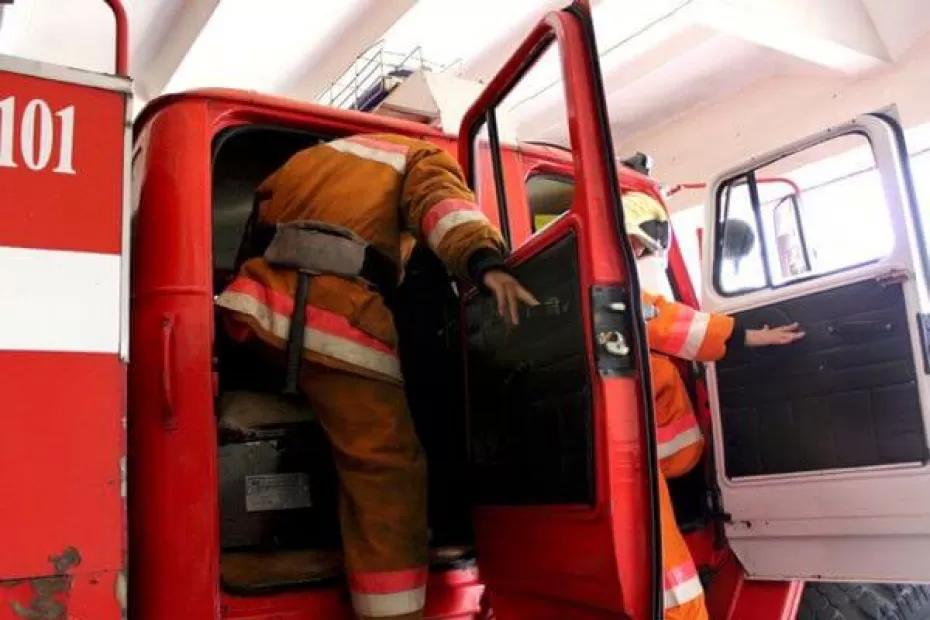 Два человека пострадали при пожаре в Самаре