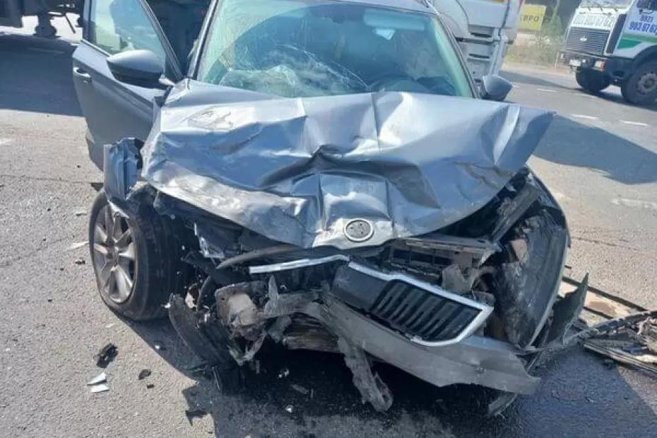 В Самарской области двое детей пострадали в лобовом столкновении двух автомобилей