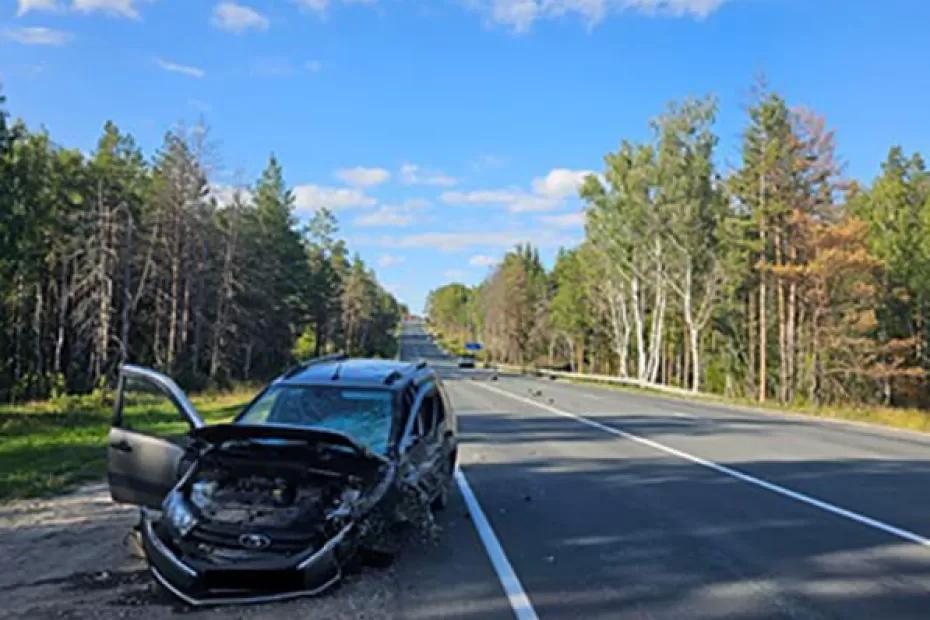 Три человека пострадали в результате столкновения трех автомобилей в Самарской области