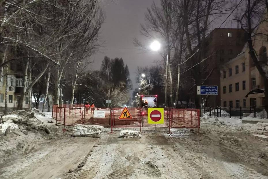 В Самаре ночью 19 января закончили ремонтировать водовод на Советской Армии