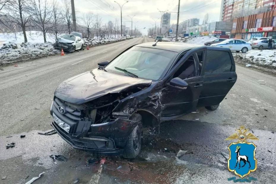 В Тольятти погиб водитель «Гранты», которая врезалась в «Тойоту» - последние новости