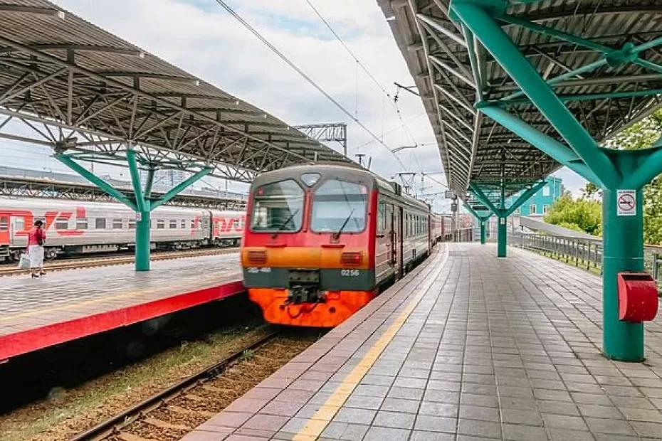 В Самарской области 23, 24 и 25 мая «Ласточки» заменят 6-вагонными составами ЭД4М В Самарской области 23, 24 и 25 мая «Ласточки» заменят 6-вагонными составами ЭД4М