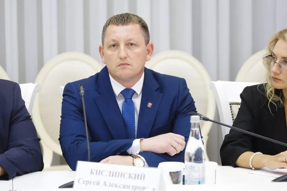 Хворостянский район Самарской области возглавил Сергей Кислинский Хворостянский район Самарской области возглавил Сергей Кислинский
