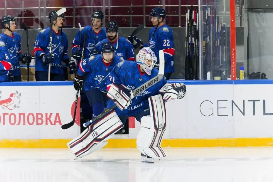 Самарский ЦСК ВВС уступил «Омским Крыльям» в первом матче сезона