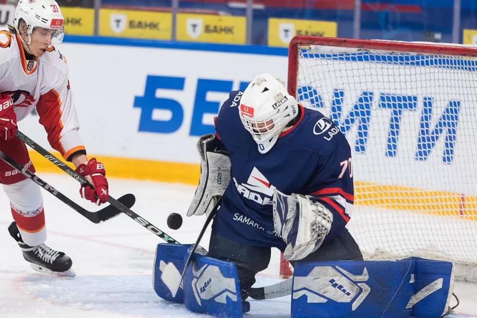 Тольяттинская «Ладья» дома уступила в МХЛ