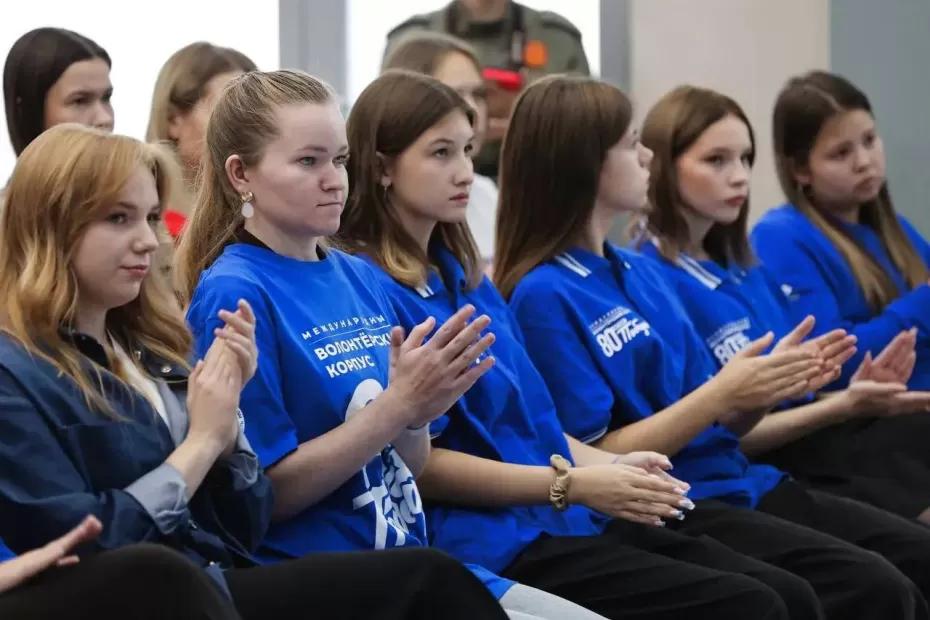 Вячеслав Федорищев встретился с волонтерами Самарской области