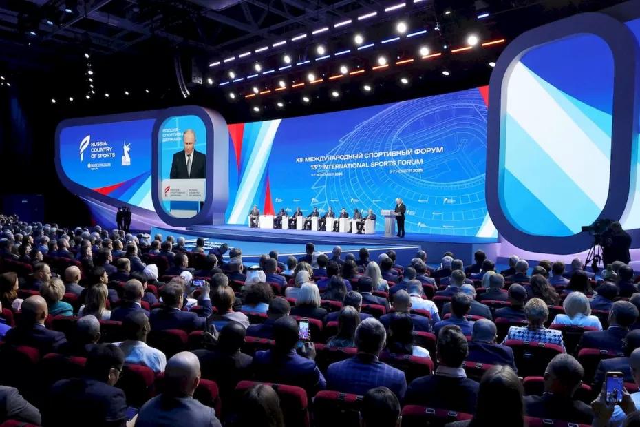 В Самаре Владимиру Путину презентовали демонстрационно-просветительский центр по адаптивному спорту