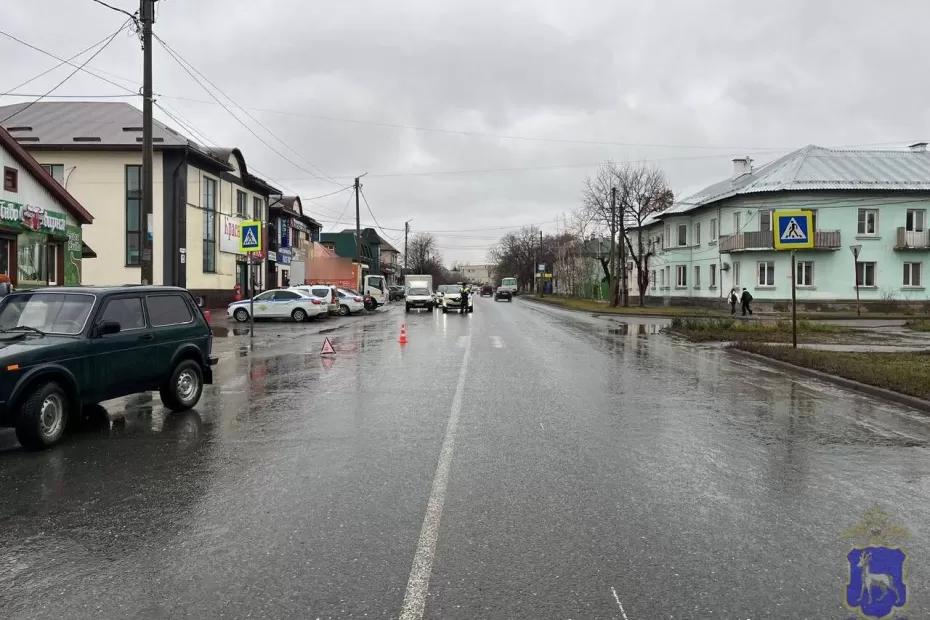 В Самарской области внедорожник сбил женщину с ребенком на пешеходном переходе - появились подробности