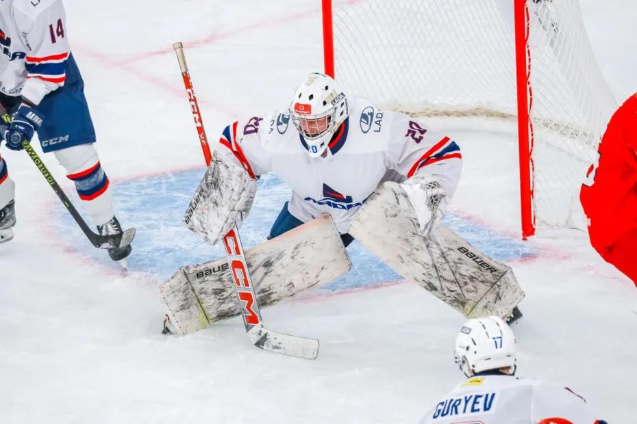 Тольяттинская «Ладья» на выезде победила «Красноярских рысей» в МХЛ