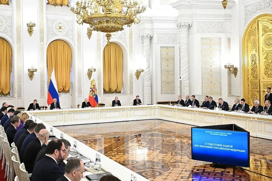 Губернатор Самарской области участвует в заседании Госсовета под председательством Президента России