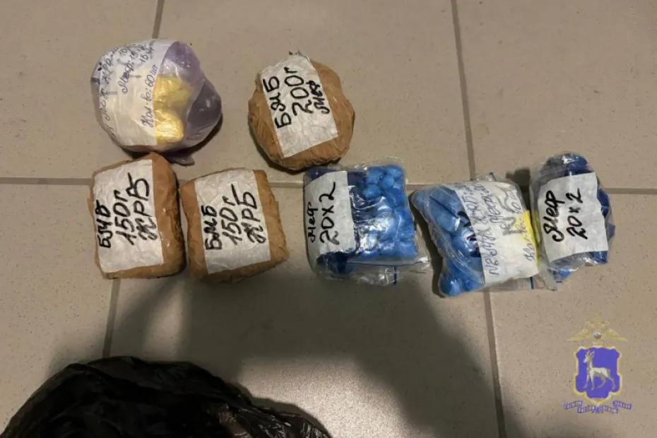 В Тольятти с 880 граммами наркотиков задержали 31-летнюю закладчицу