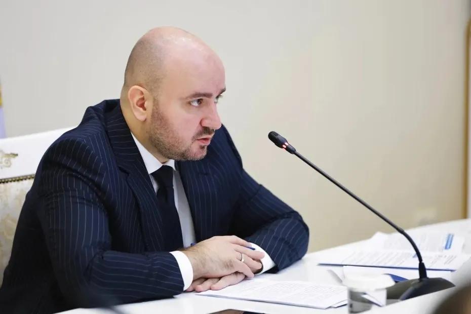 Губернатор Федорищев провел первое в 2026 году оперативное совещание правительства Самарской области