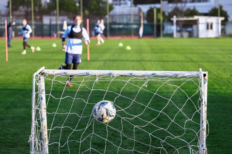 В зимний перерыв самарские &laquo;Крылья Советов&raquo; проведут пять матчей на сборах