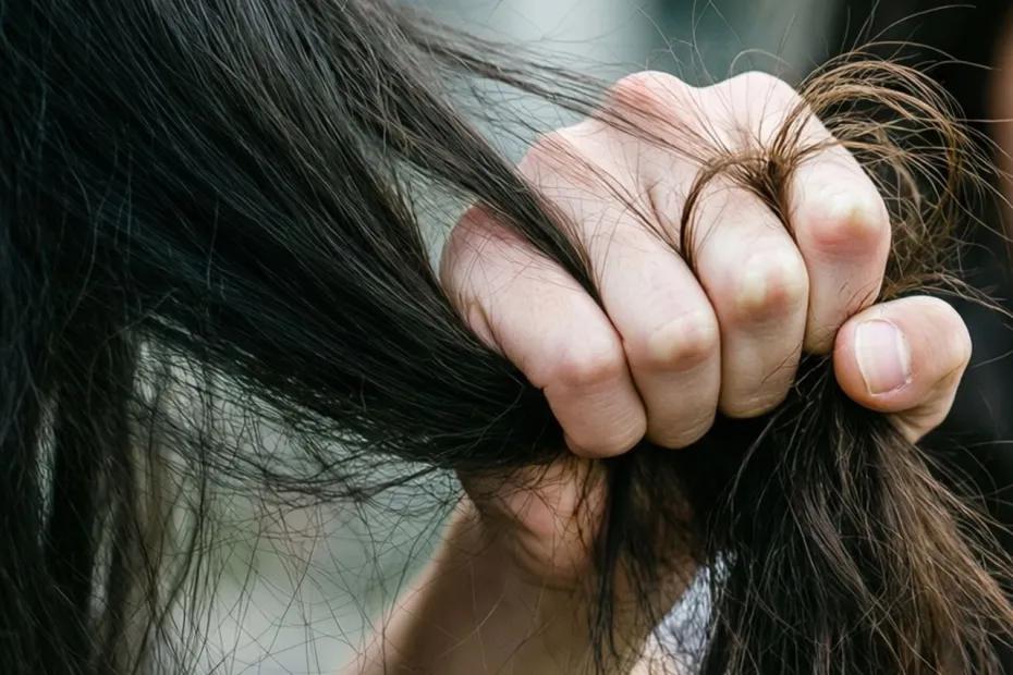 СК в Самаре возбудил уголовное дело из-за избиения школьницей своей соученицы