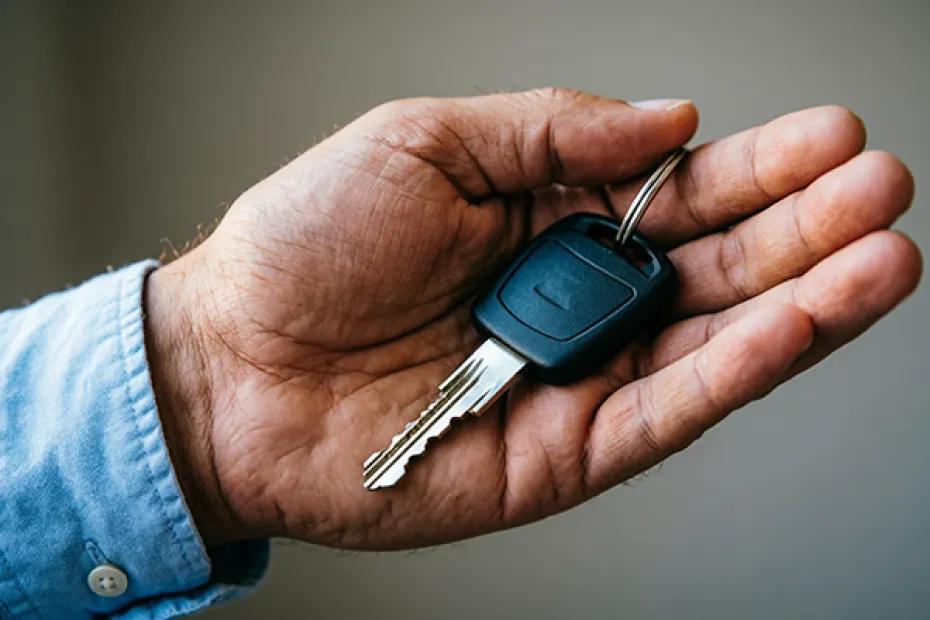 В Самарской области будут судить автомеханика, который незаконно продал автомобиль своего погибшего знакомого - фото