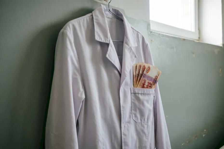 Экс-глава самарского минздрава Армен Бенян считает себя частично виновным в злоупотреблении полномочиями