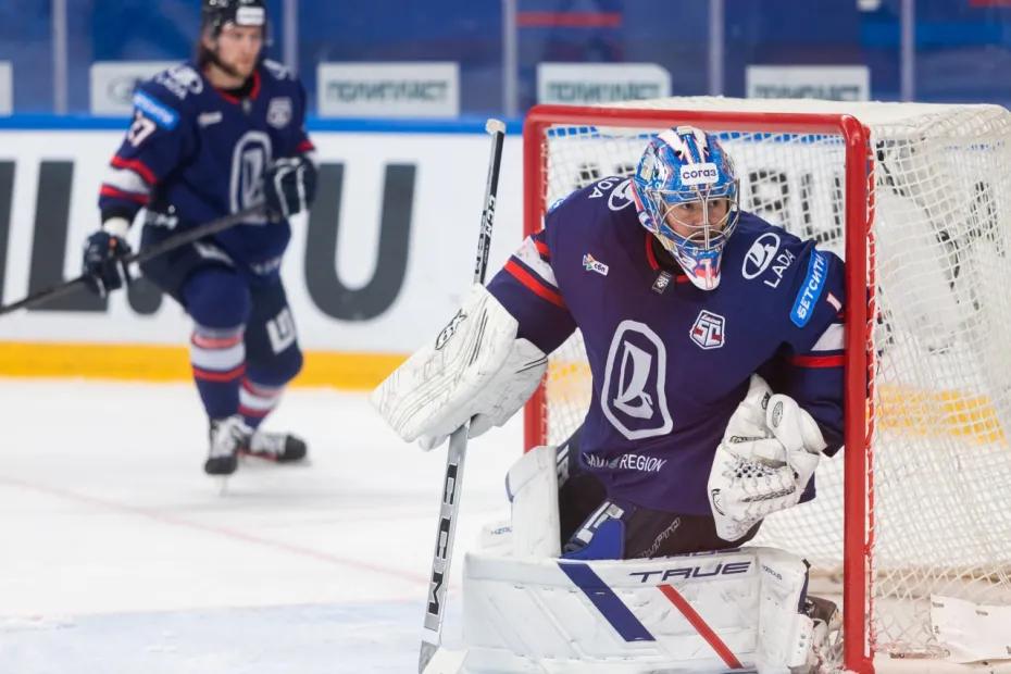 Тольяттинская &laquo;Лада&raquo; дома разгромно уступила &laquo;Спартаку&raquo; в КХЛ