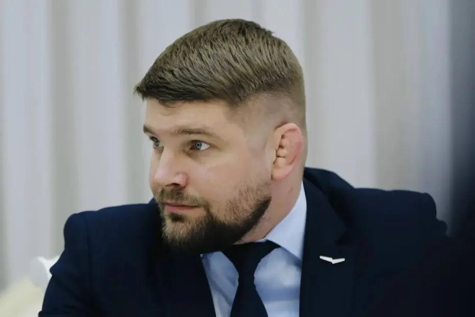 Губернатор Вячеслав Федорищев назначил Александра Шаркова и Максима Девятова кураторами &laquo;Школы героев&raquo;