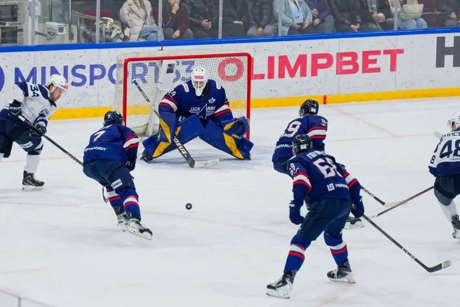 Самарский ЦСК ВВС дома уступил &laquo;Омским крыльям&raquo; в ВХЛ