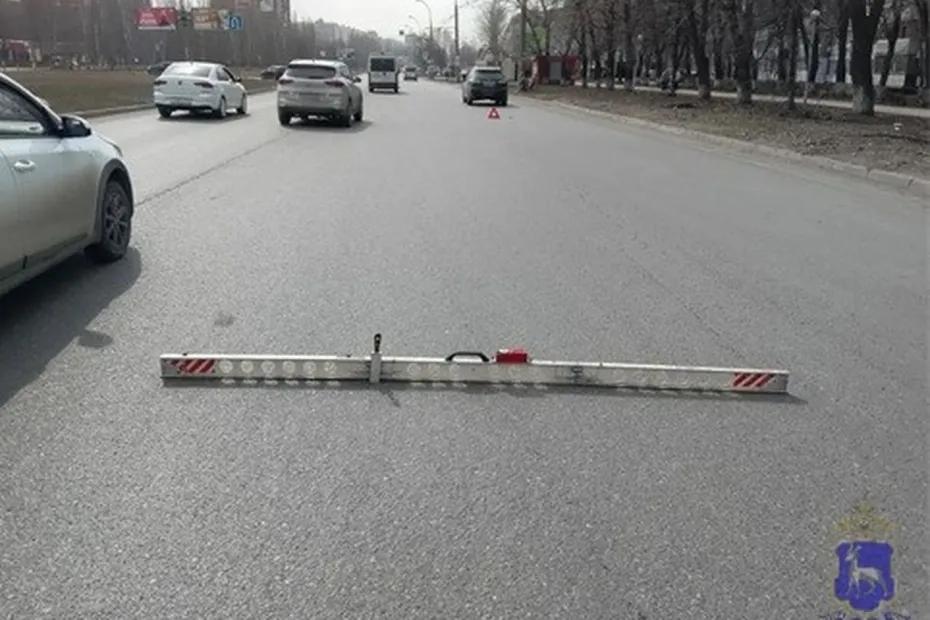 В Самаре водитель без прав сбил девочку - фото