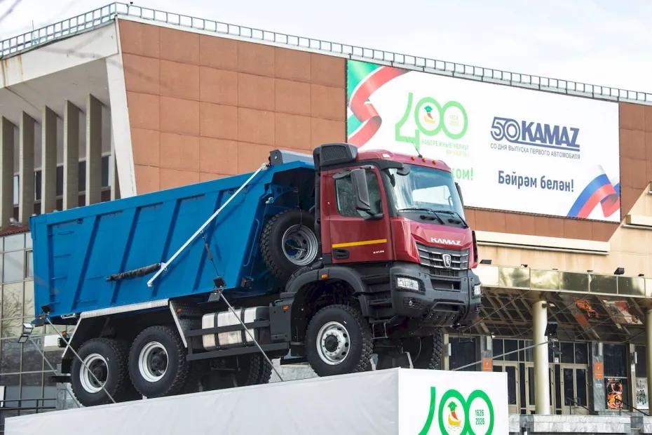 Необычные арт-объекты установит завод КАМАЗ к своему полувековому юбилею