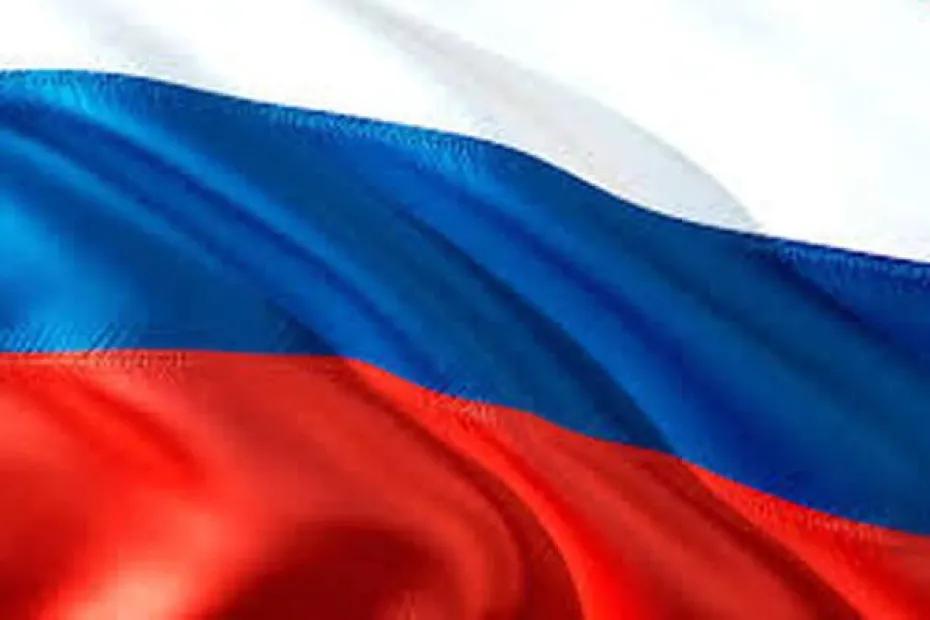 В Самаре 12 апреля развернут 200-метровый флаг России