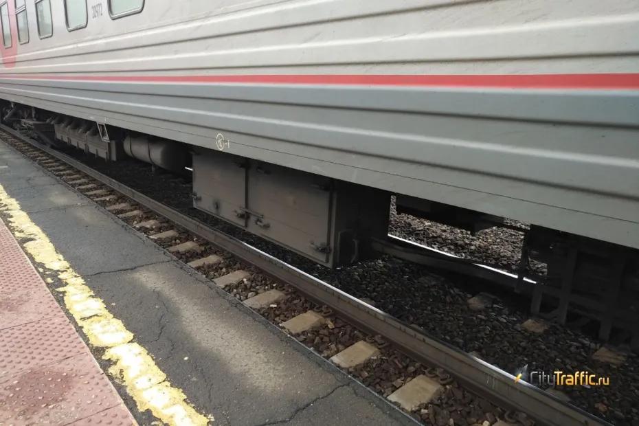 Поезд Самара-Адлер задерживается на 3 часа из-за повреждения жд инфраструктуры обломком БПЛА