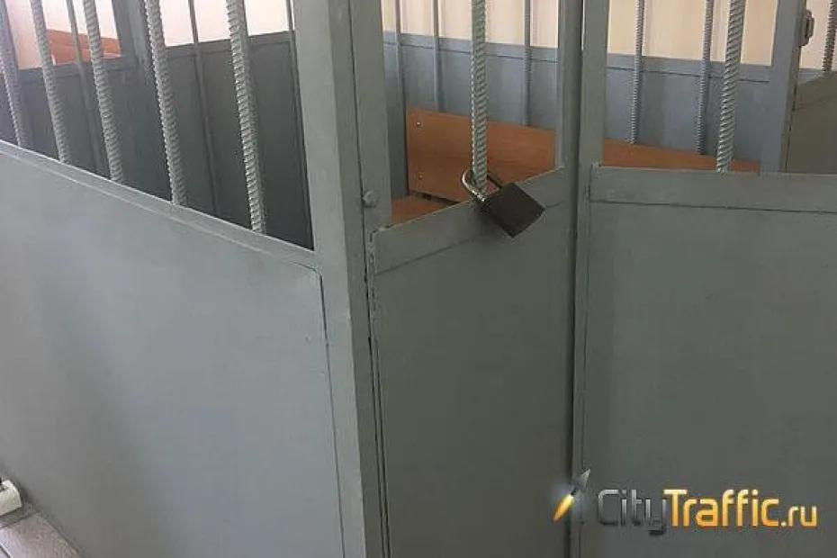 В Самарской области суд на 4,5 года отправил в колонию предпринимателя, который обещал клиентам построить дома: что известно на данный момент